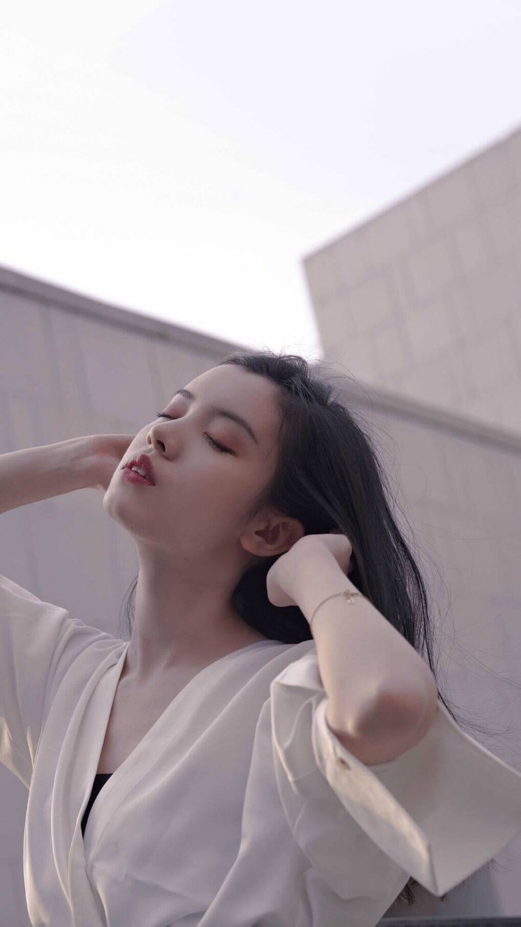 跨洲对决展雄风，罗德里戈关键一传一射，多特蒙德轻取加拿大国家队